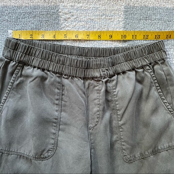 Soft Joie Saphine Cropped Chino Pants in Green XS - Picture 8 of 13